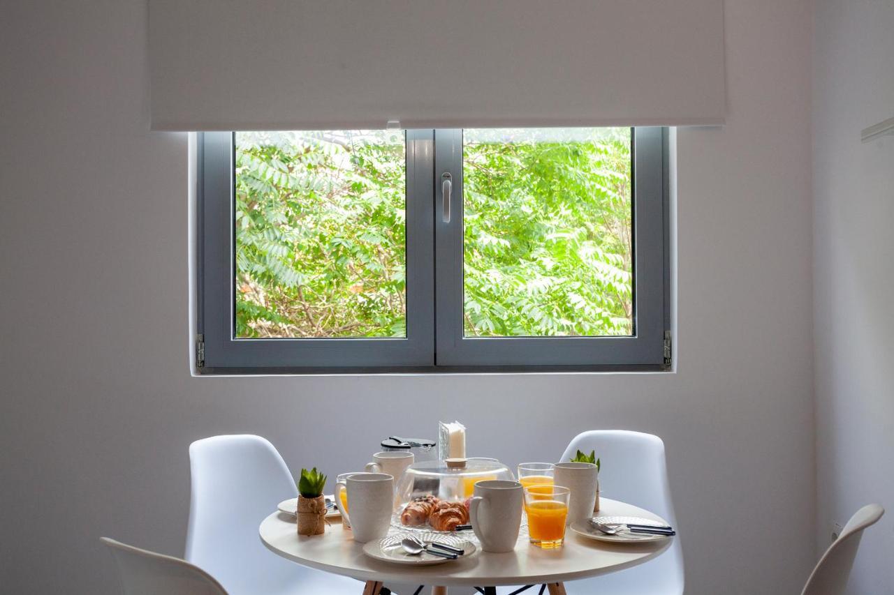 Landscape Luxury Flat Psyrri Square Atenas Exterior foto